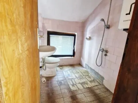 Sale, house, 220m², Dobre Vode, Bar - image 11