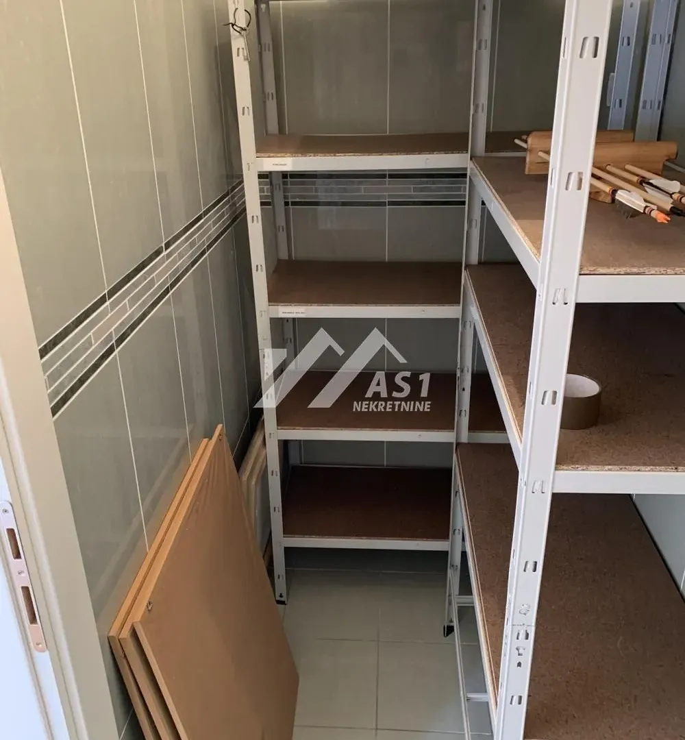 Rent, office space, 90m², Bulevar Oslobodjenja, Novi Sad Sve Podlokacije