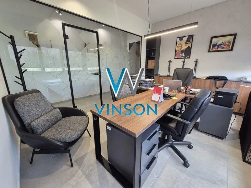 Rent, office space, 230m², Železnička Stanica, Novi Sad Sve Podlokacije