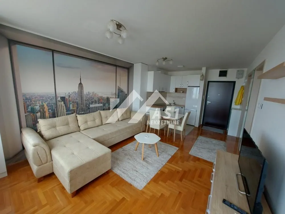 Izdavanje, dvosoban stan, 40m², Grbavica, Novi Sad Sve Podlokacije