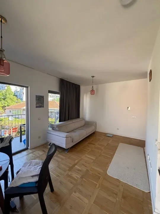 Rent, one bedroom apartment, 50m², Dobrota, Kotor