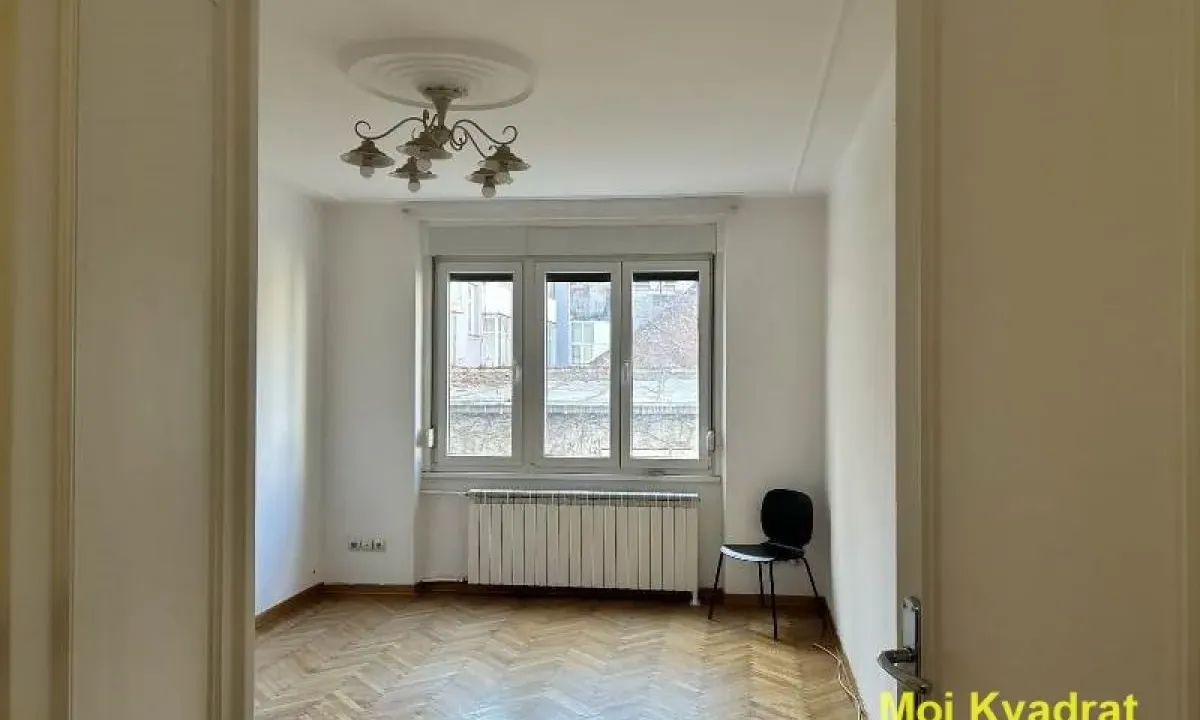 Izdavanje, poslovni prostor, 40m², Stari Grad, Beograd