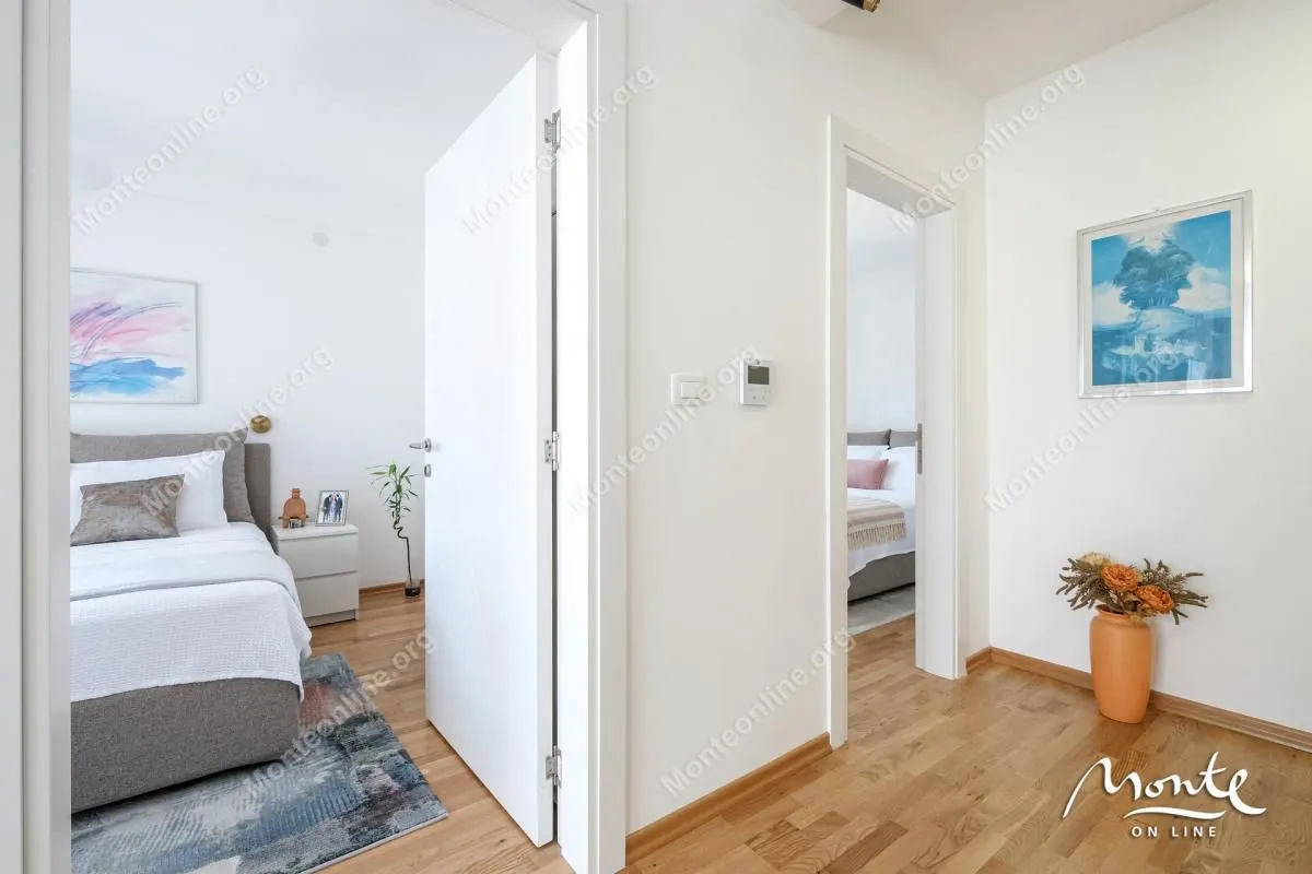 Sale, two bedroom apartment, 63m², Tivat, Crna Gora