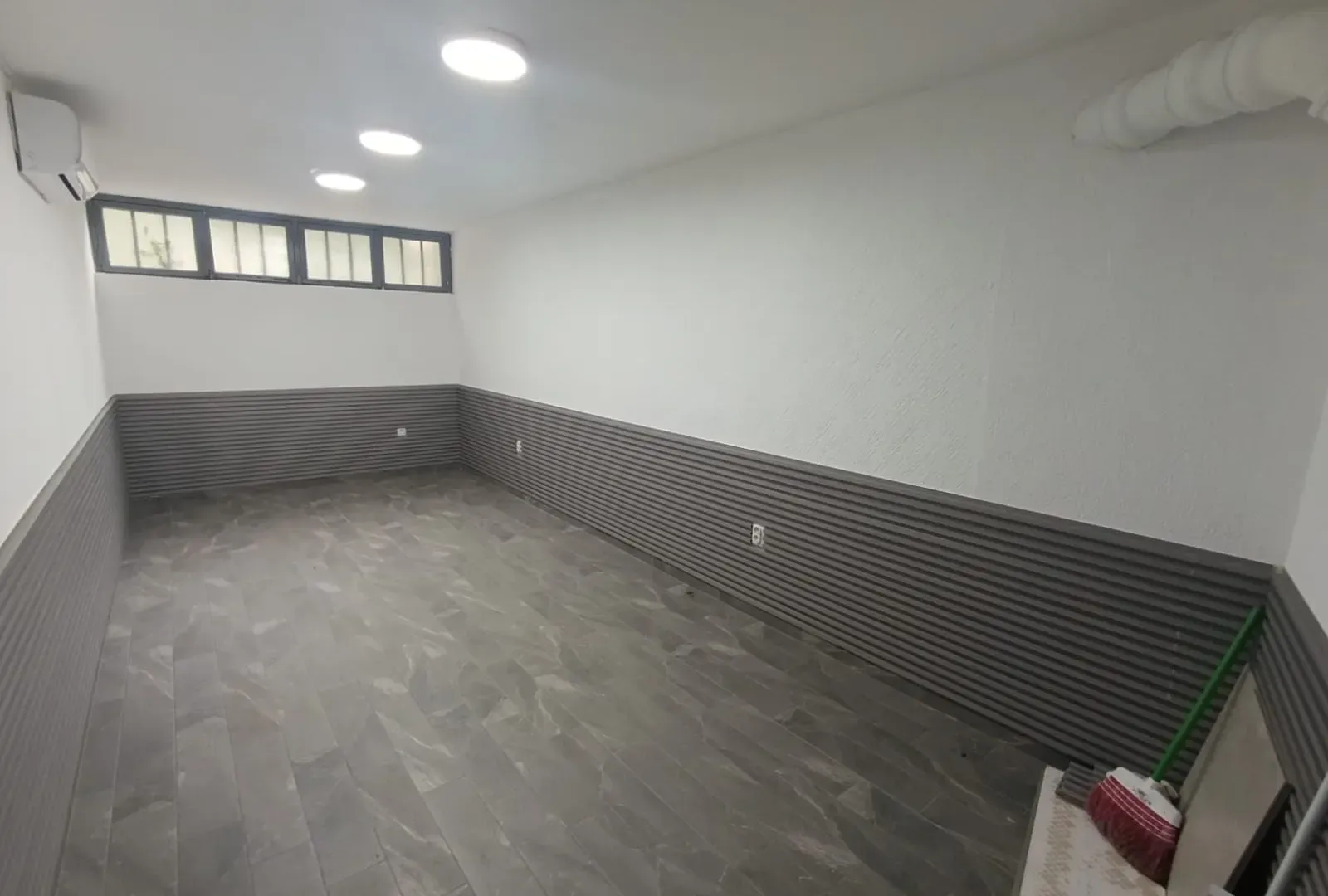 Rent, office space, 50m², Gintaš, Podgorica