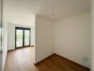 Prodaja, trosoban stan, 111m², Tološka šuma, Podgorica - image 5