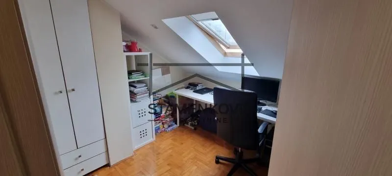 Prodaja, četvorosoban stan, 107m², Bulevar Evrope, Novi Sad Sve Podlokacije