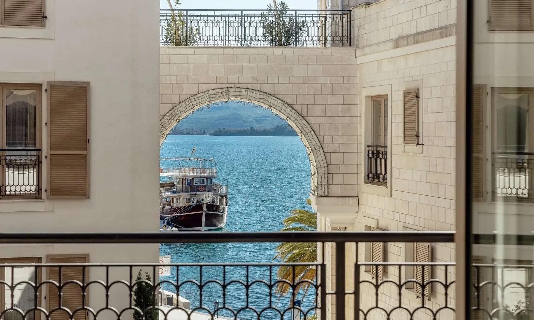 Prodaja, dvosoban stan, 117m², Porto Montenegro, Tivat
