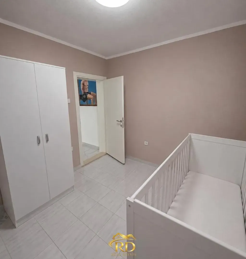 Rent, three bedroom apartment, 125m², Malo Brdo, Podgorica
