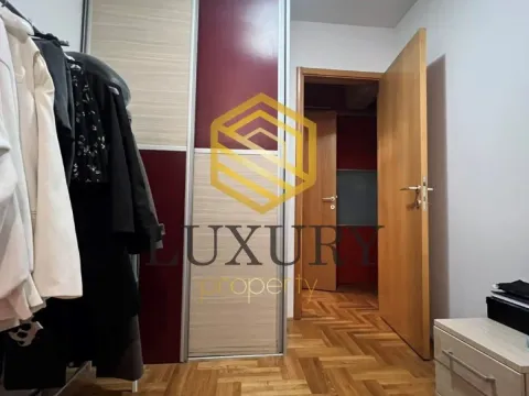 Sale, two bedroom apartment, 70m², Stari Aerodrom, Podgorica - image 8