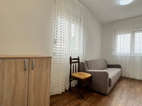Izdavanje, kuća, 63m², Podgorica, Crna Gora - image 10