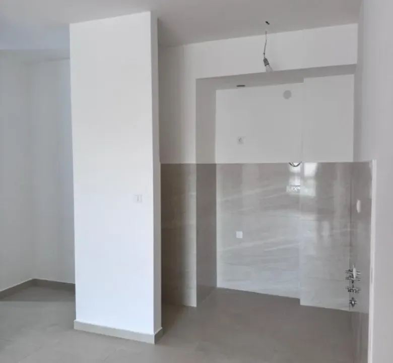 Prodaja, jednosoban stan, 48m², Rozino, Budva