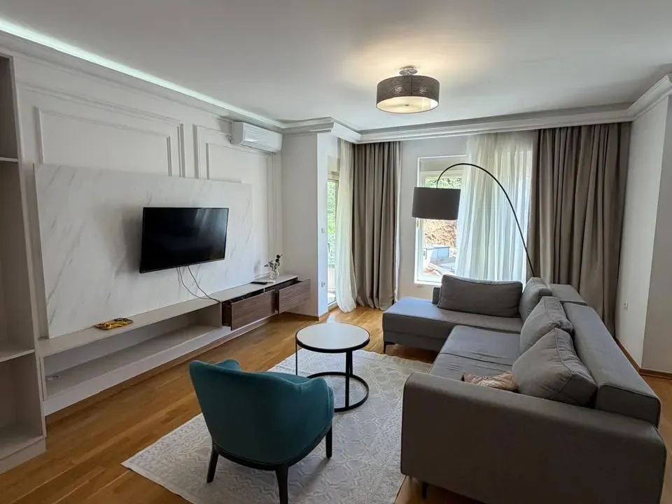 Sale, two bedroom apartment, 71m², Bečići, Budva