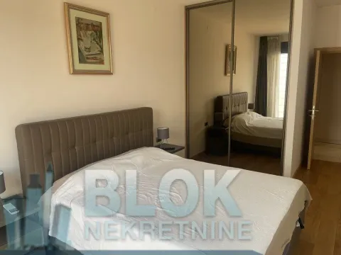 Izdavanje, dvosoban stan, 75m², Podgorica, Crna Gora - image 8