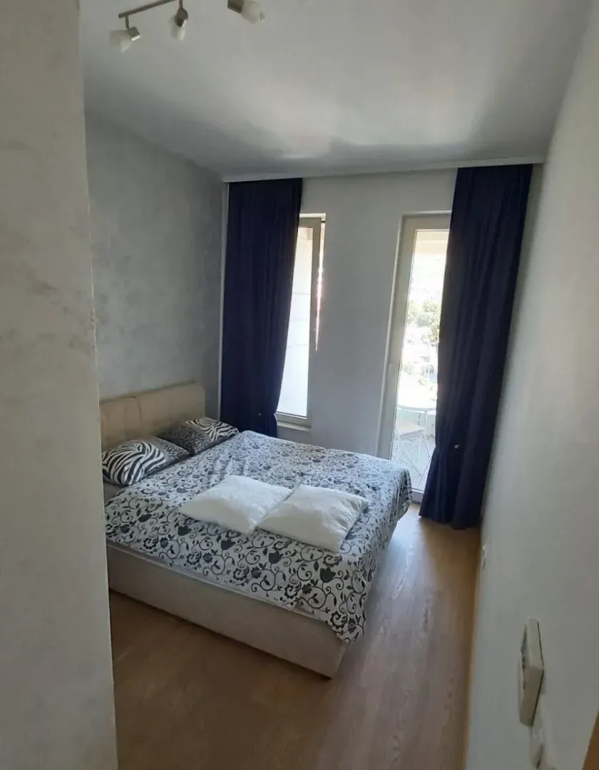 Rent, one bedroom apartment, 55m², Centar, Budva