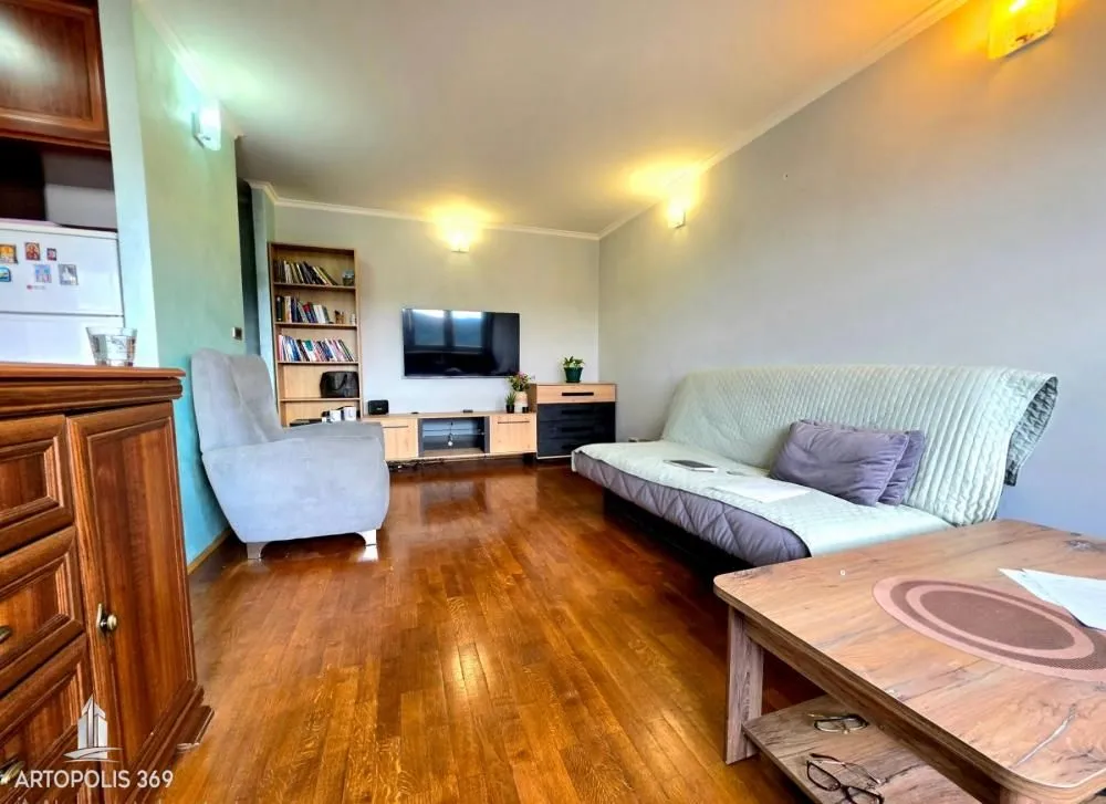 Sale, two bedroom apartment, 66m², Kanarevo Brdo, Beograd
