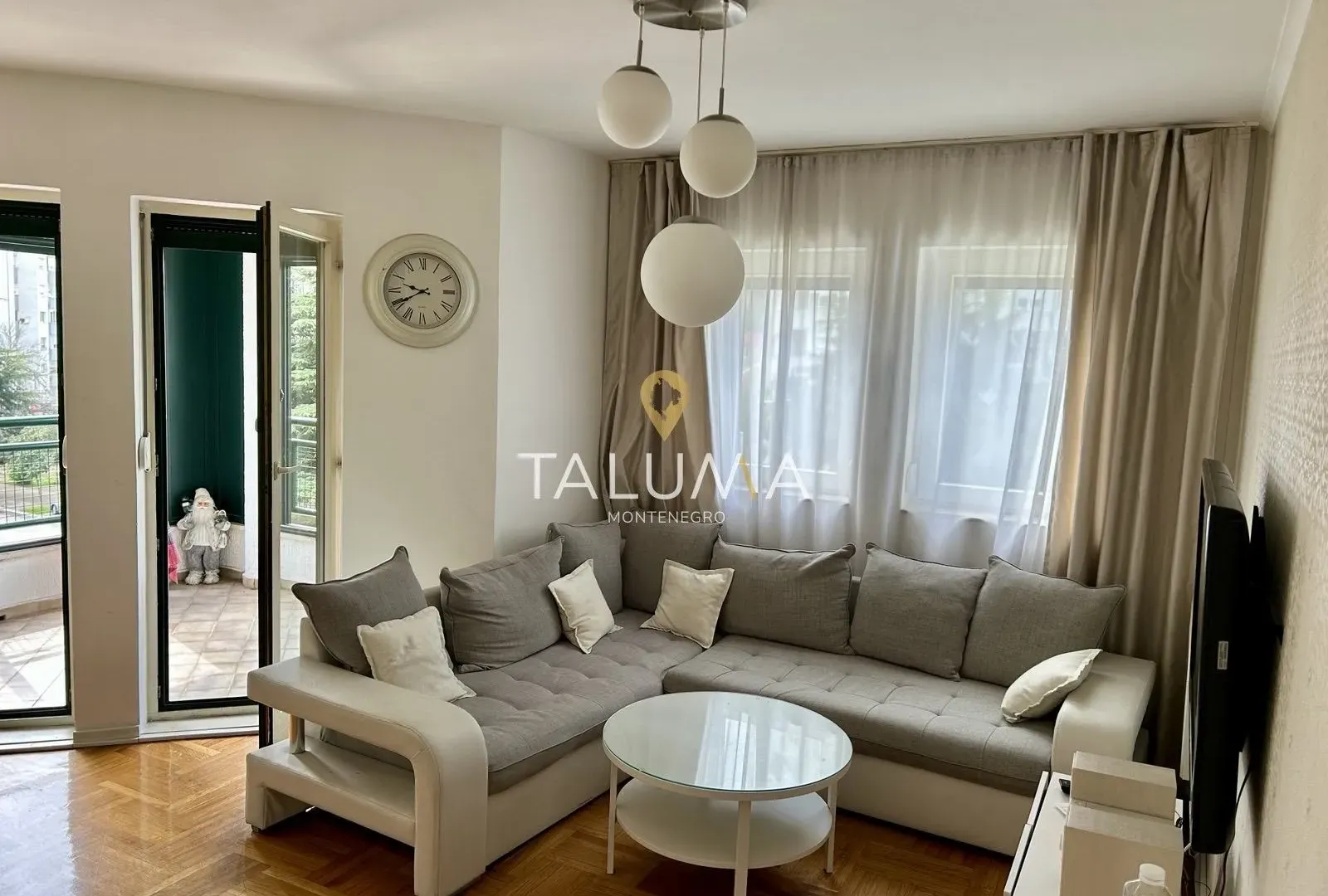 Izdavanje, dvosoban stan, 56m², Momišići, Podgorica