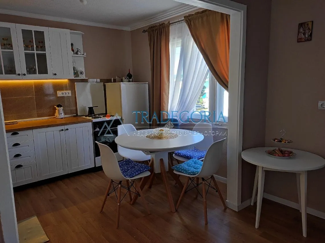 Prodaja, jednosoban stan, 64m², Žabljak, Crna Gora