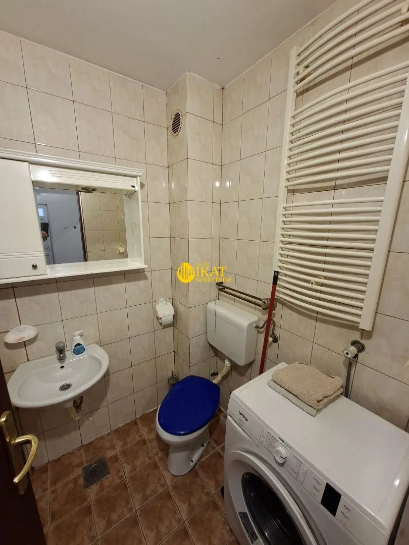 Izdavanje, dvosoban stan, 47m², Zvezdara Sve Podlokacije, Beograd