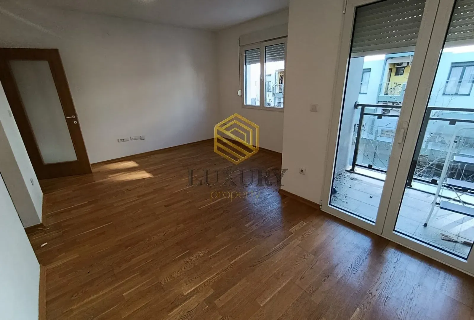 Prodaja, jednosoban stan, 43m², Blok 9, Podgorica