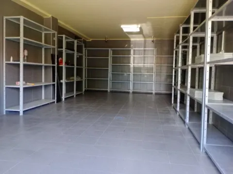 Izdavanje, poslovni prostor, 450m², Leštane, Grocka - image 11