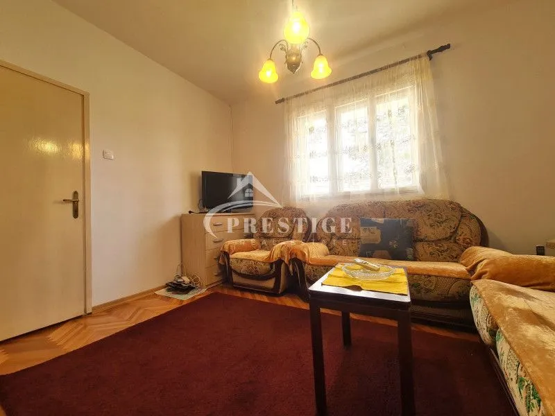 Izdavanje, dvosoban stan, 60m², Tološi, Podgorica