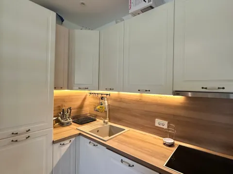 Prodaja, stan, 50m², Donja Lastva, Tivat - image 8