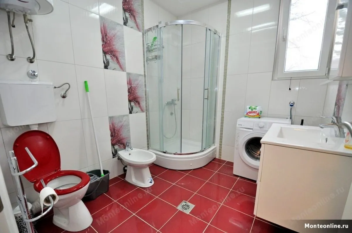 Sale, house, 350m², Kostanjica, Kotor