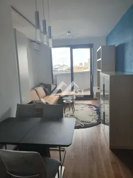 Dnevni boravak sa trpezarijom i izlazom na terasu. - image 3