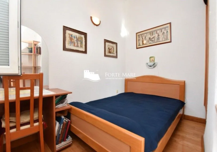 Prodaja, dvosoban stan, 70m², Đenovići, Herceg Novi