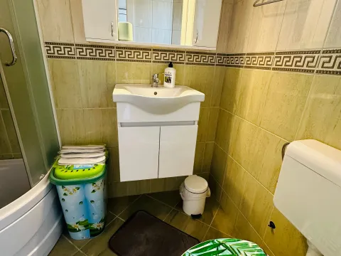 Rent, two bedroom apartment, 60m², Dobrota, Kotor - image 9