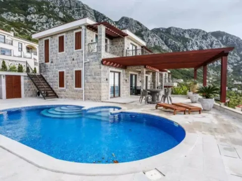 Izdavanje,  kuća, 250m2, Blizikuće, Budva