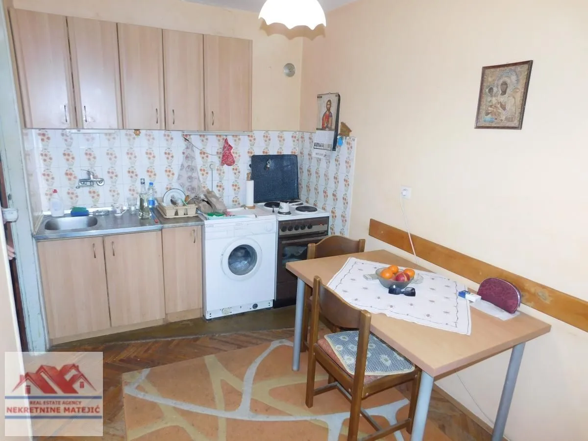 Prodaja, dvosoban stan, 58m², Centar, Kragujevac