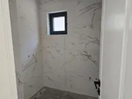 Sale, three bedroom apartment, 94m², Škaljari, Kotor - image 4