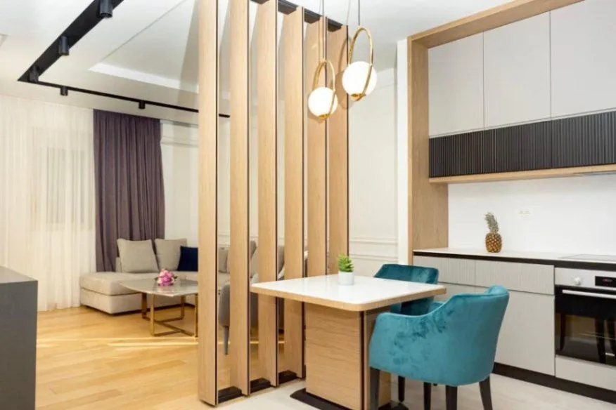 Izdavanje, jednosoban stan, 50m², Bečići, Budva