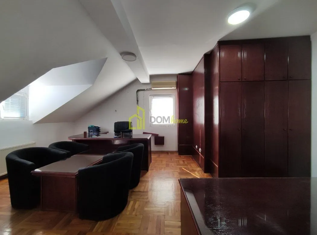 Rent, office space, 140m², Centar, Podgorica