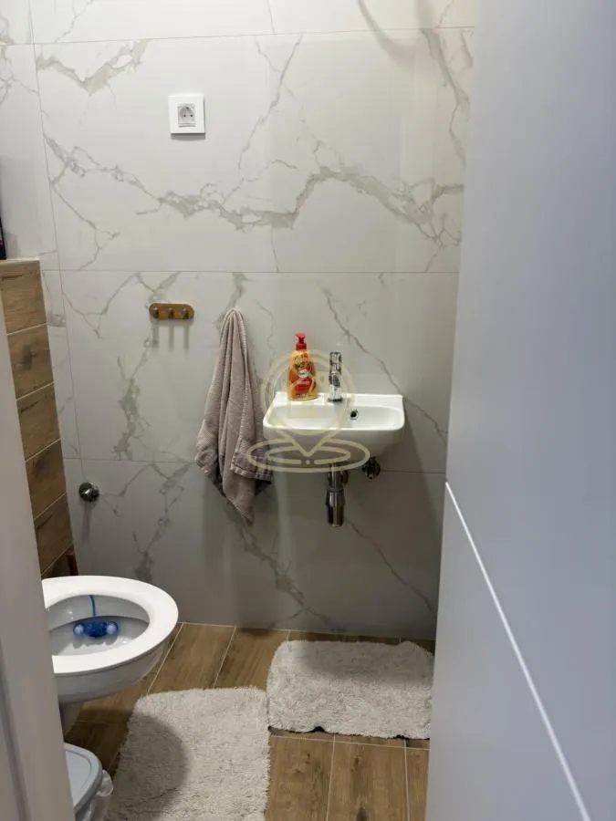 Prodaja, trosoban stan, 73m², Telep, Novi Sad Sve Podlokacije