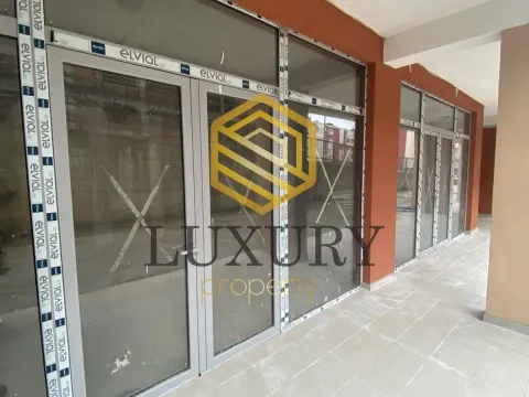 Izdavanje, poslovni prostor, 190m², Ljubović, Podgorica - image 4