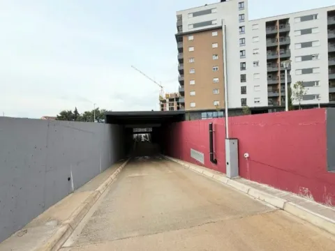 Izdavanje, jednosoban stan, 46m², Stari Aerodrom, Podgorica - image 11