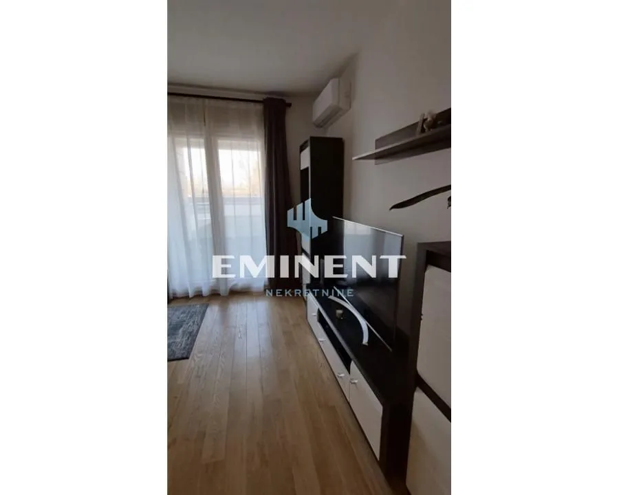 Rent, one bedroom apartment, 35m², Novi Beograd Blok 65, Novi Beograd Sve Podlokacije
