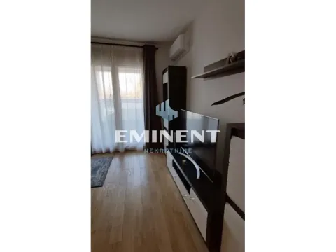 Izdavanje, jednosoban stan, 35m², Novi Beograd Blok 65, Novi Beograd Sve Podlokacije - image 3