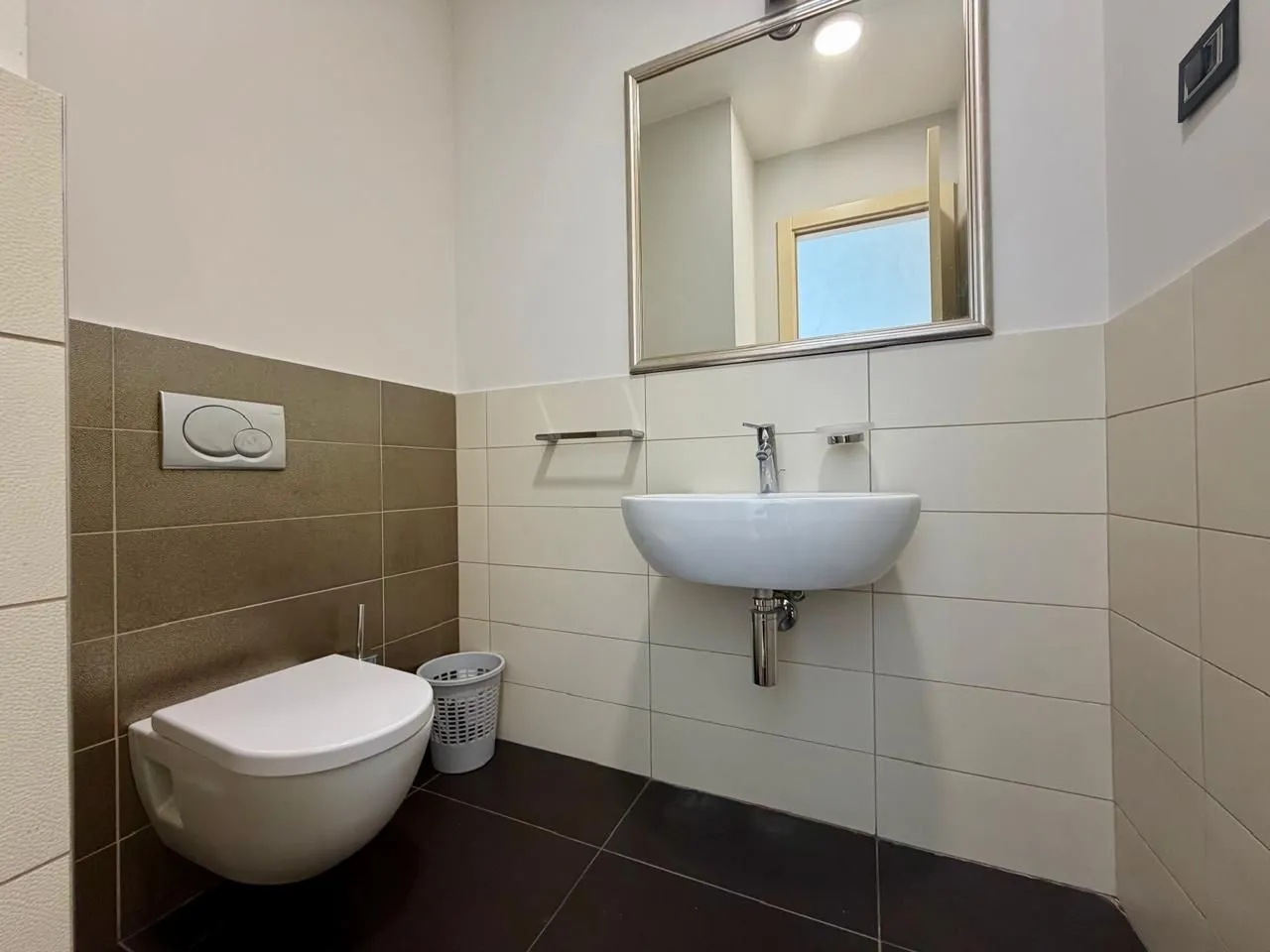 Rent, two bedroom apartment, 105m², Kod Capital Plaze, Podgorica
