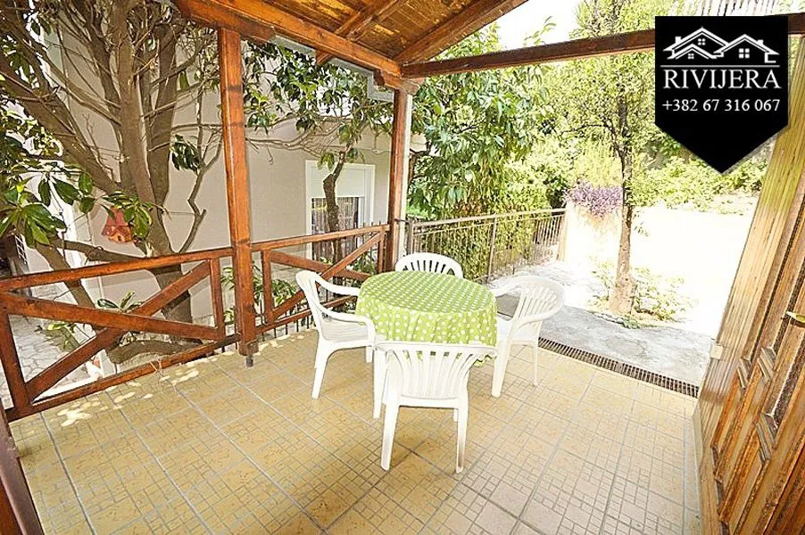 Prodaja, četvorosoban stan, 120m², Igalo, Herceg Novi