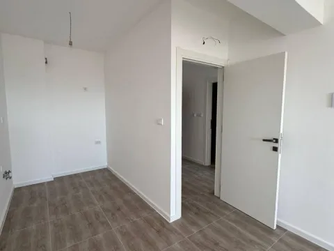 Sale, one bedroom apartment, 46m², Centar, Bar - image 11