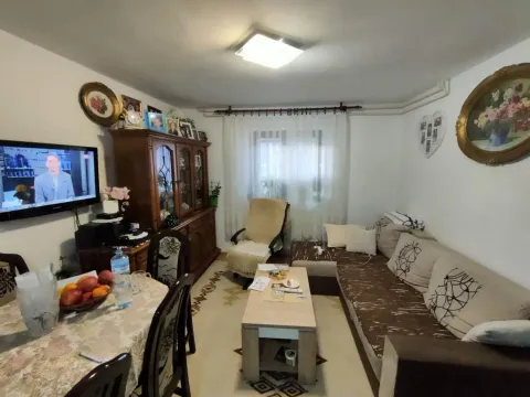 Prodaja, kuća, 181m², Sremska Kamenica, Petrovaradin - image 27