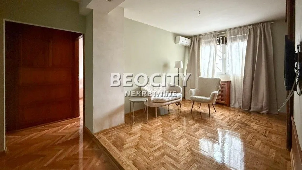 Izdavanje, stan, 45m², Dorćol Sve Podlokacije, Beograd