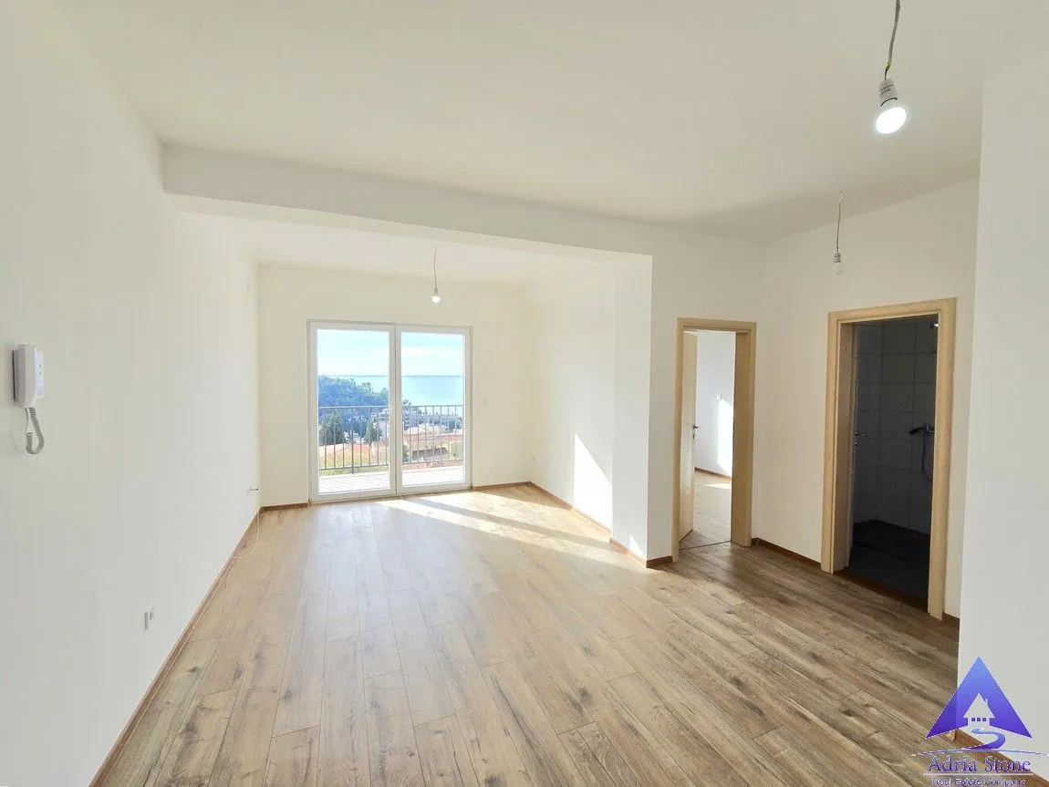 Sale, two bedroom apartment, 54m², Petrovac, Budva