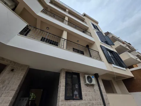 Sale, two bedroom apartment, 53m², Budva, Crna Gora - image 24
