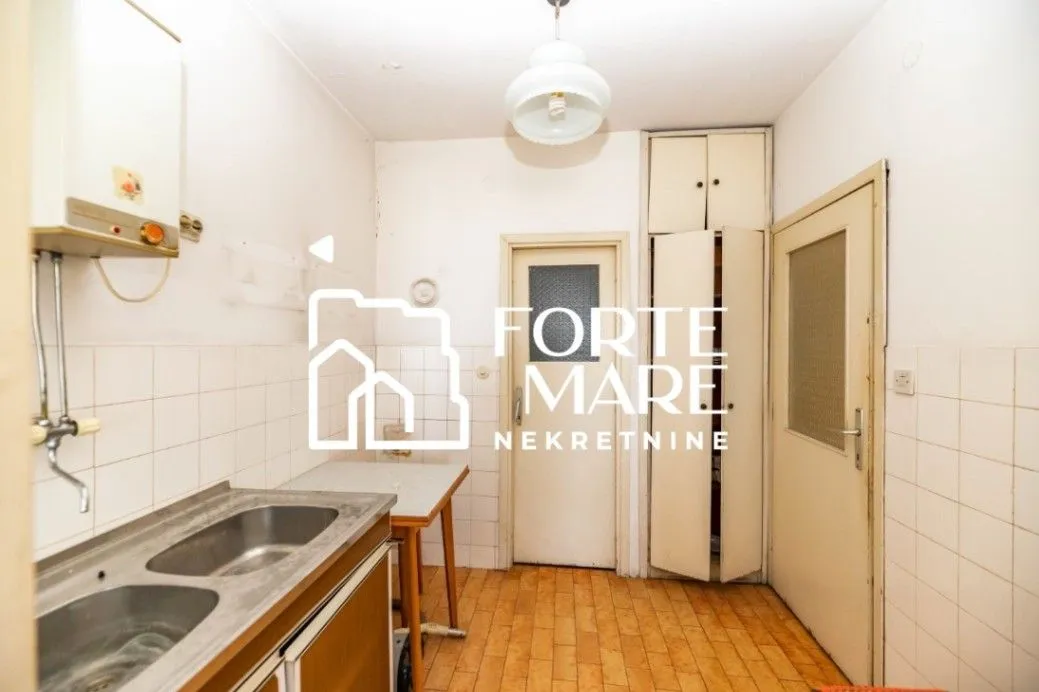 Prodaja, trosoban stan, 75m², Topla, Herceg Novi