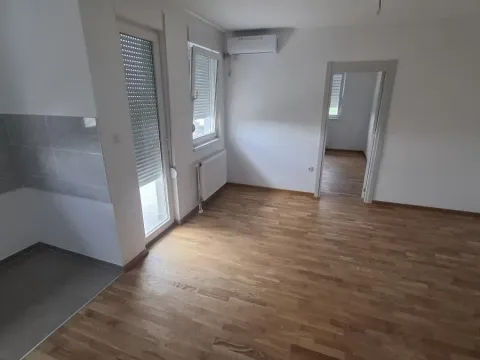 Rent, two bedroom apartment, 48m², Petrovaradin, Novi Sad - image 4