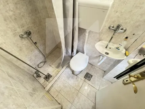 Rent, house, 220m², Dahna, Podgorica - image 16
